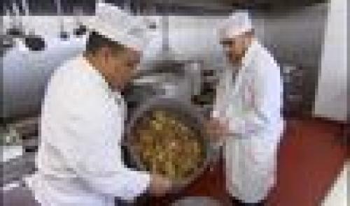 Couscous au resto du coeur